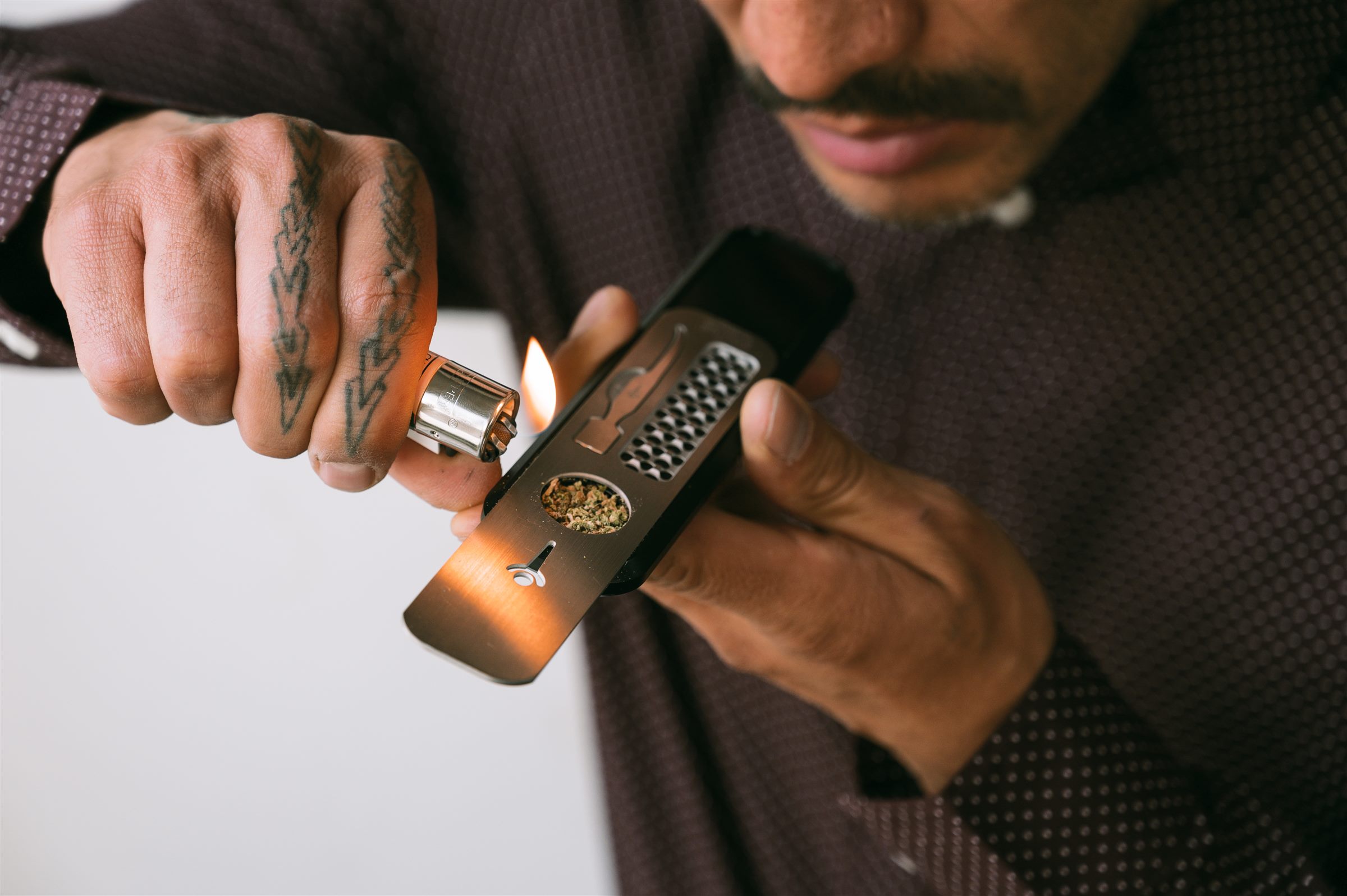 Lighting a Genius Pipe